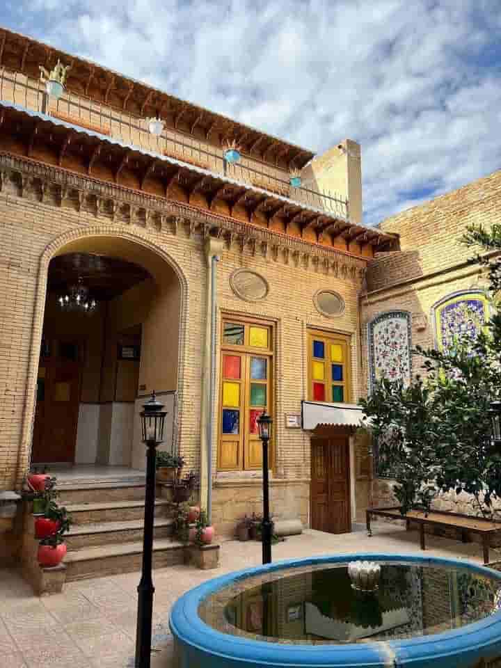 اجاره هتل آپارتمان دوتخته دبل  در شیراز-108