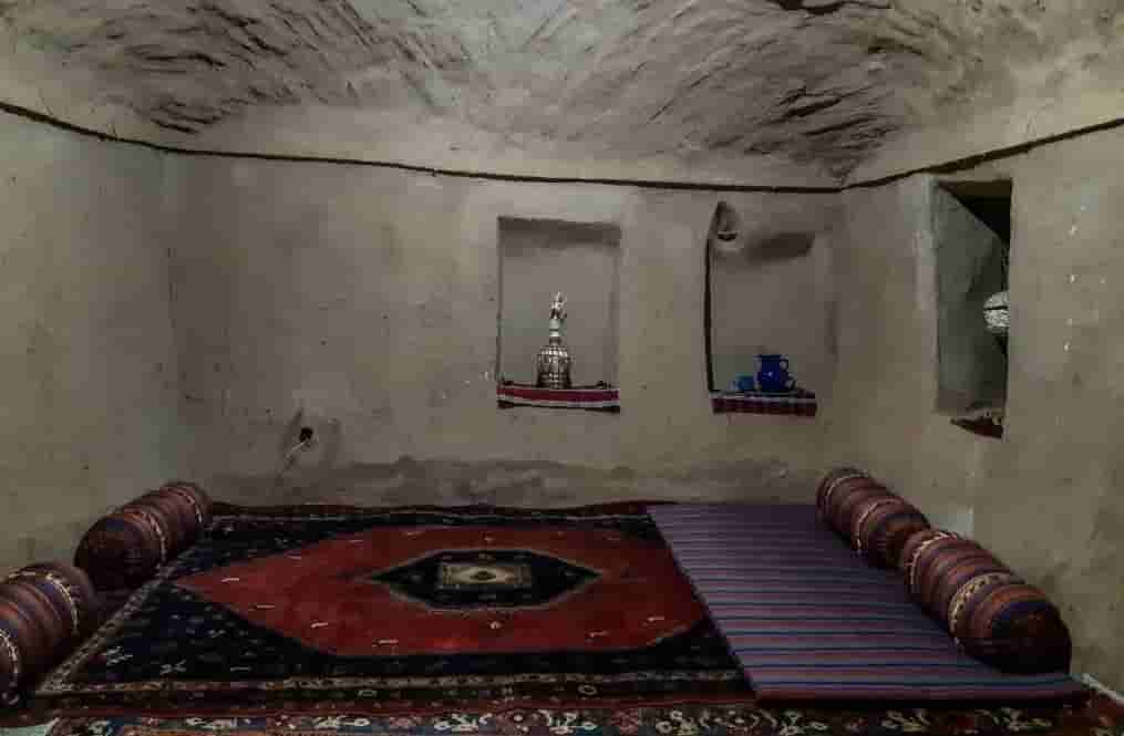 اجاره خانه روستایی سنتی در باقر آباد بافق 