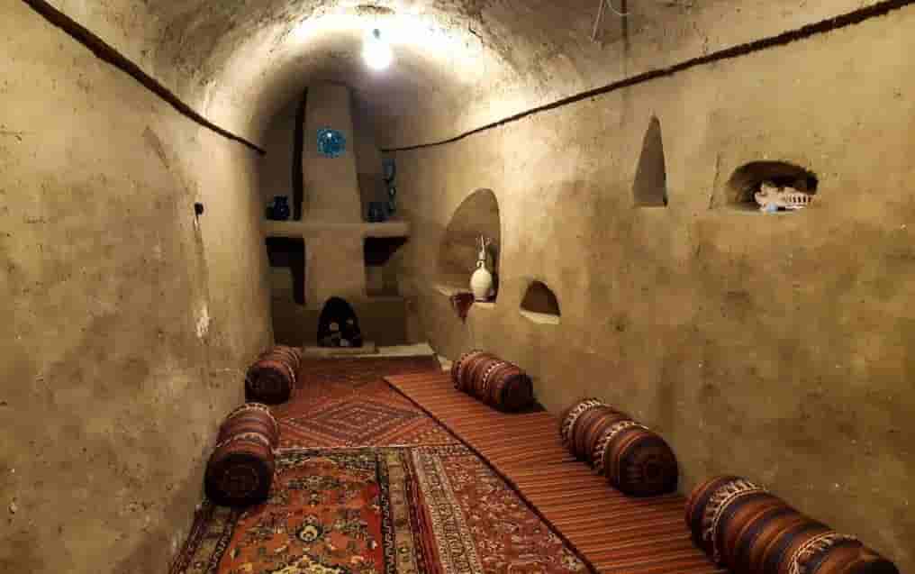 اجاره خانه روستایی سنتی در باقر آباد بافق 