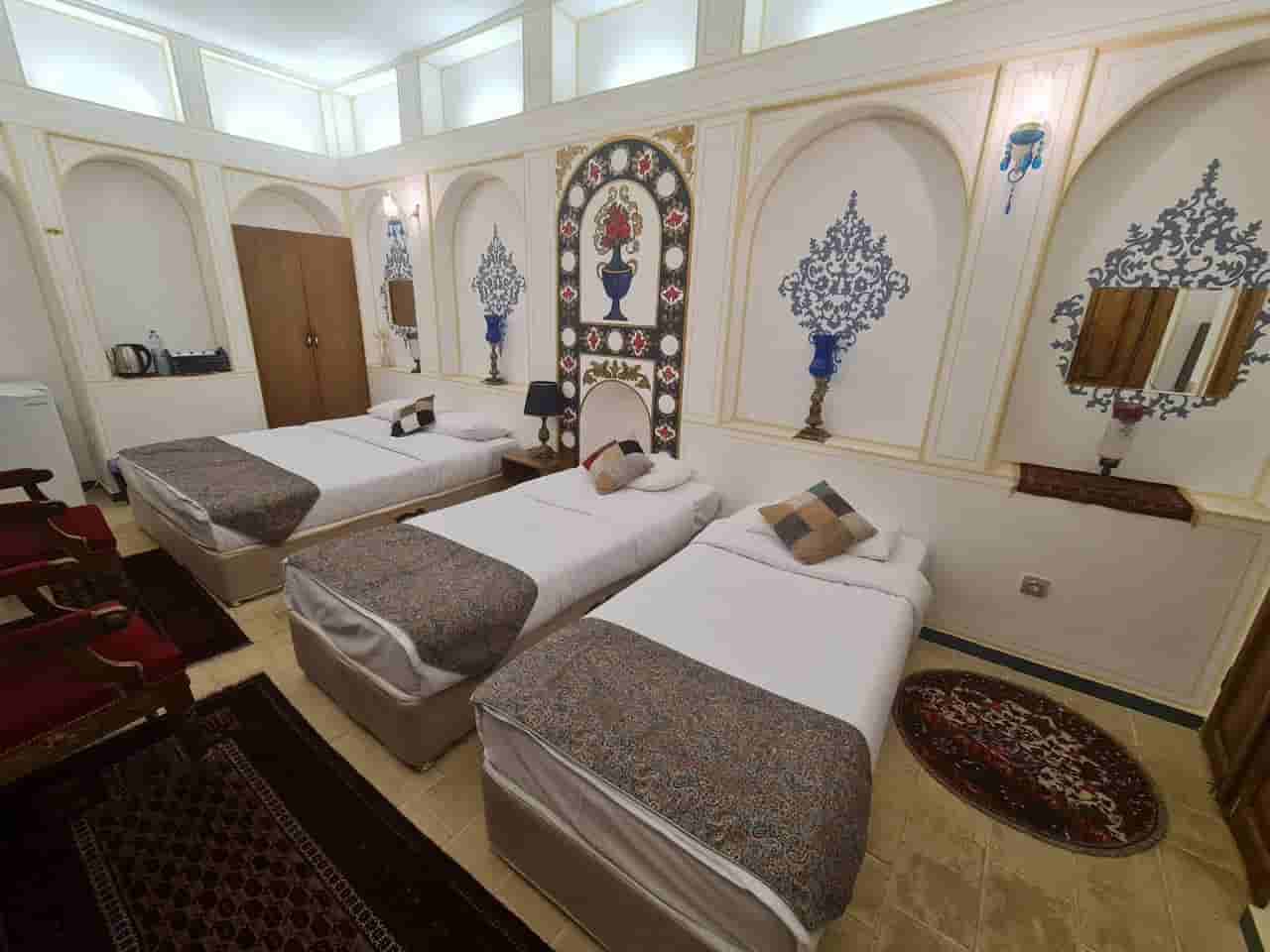 اجاره اتاق سنتی در نقش جهان اصفهان - صمصام