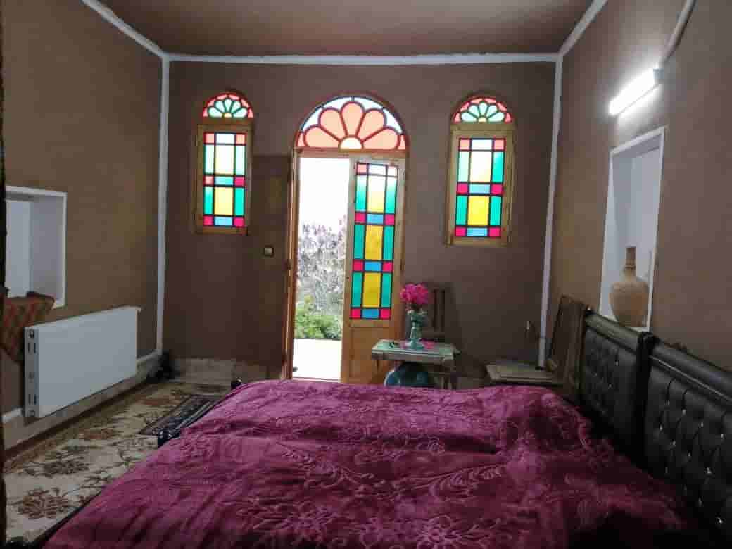 اجاره اقامتگاه بومگردی اردیبهشت در شاهدیه یزد