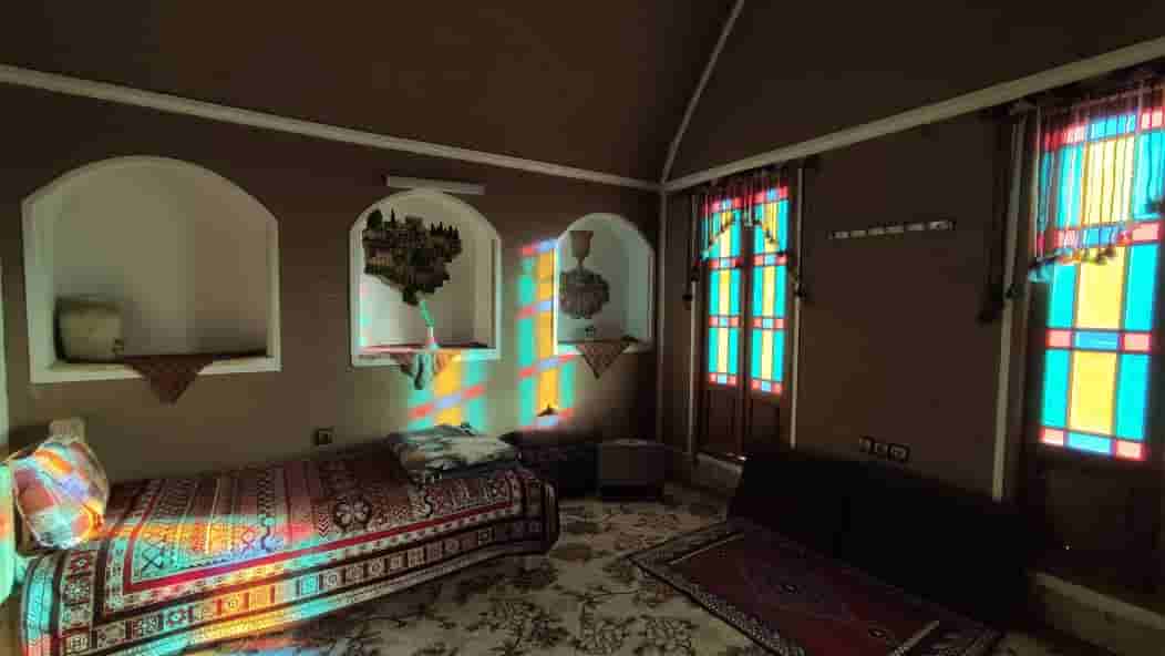 اجاره اقامتگاه بومگردی اردیبهشت در شاهدیه یزد