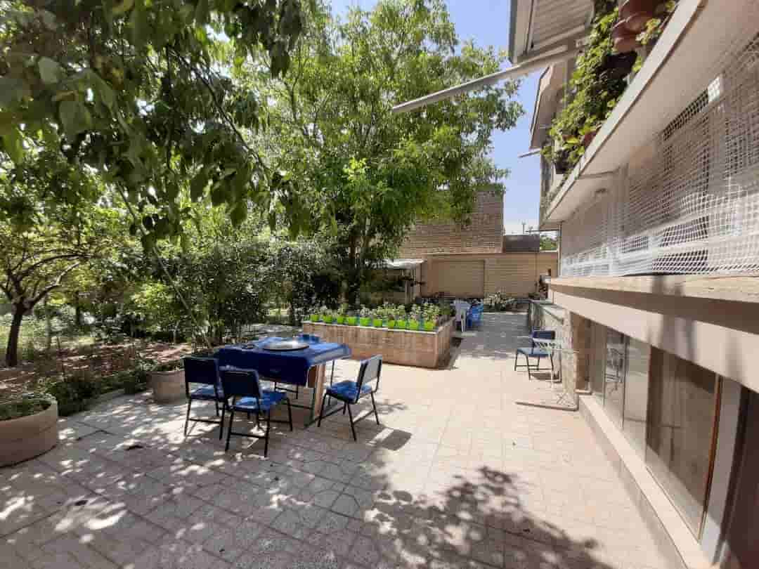 سوئیت ویلایی خارج از دهکده چادگان - طبقه 1-