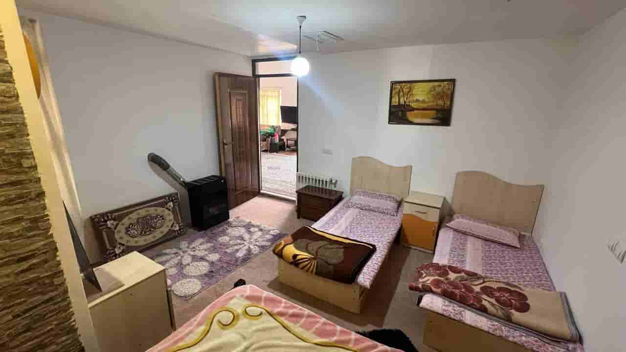 عکس  ویلااستخر دار در هماشهر - سپیدان