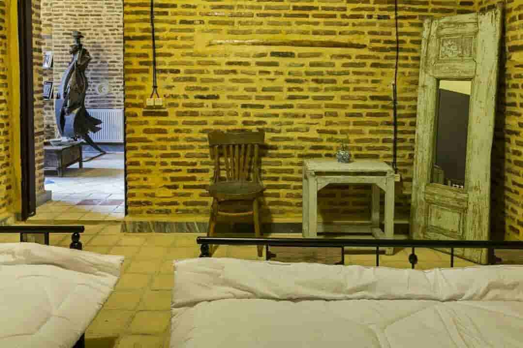 اجاره اقامتگاه بومگردی درقاآنی شیراز - سه تخته