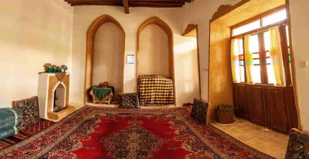 اجاره اتاق بومگردی در شهدا اقلید - سه دری