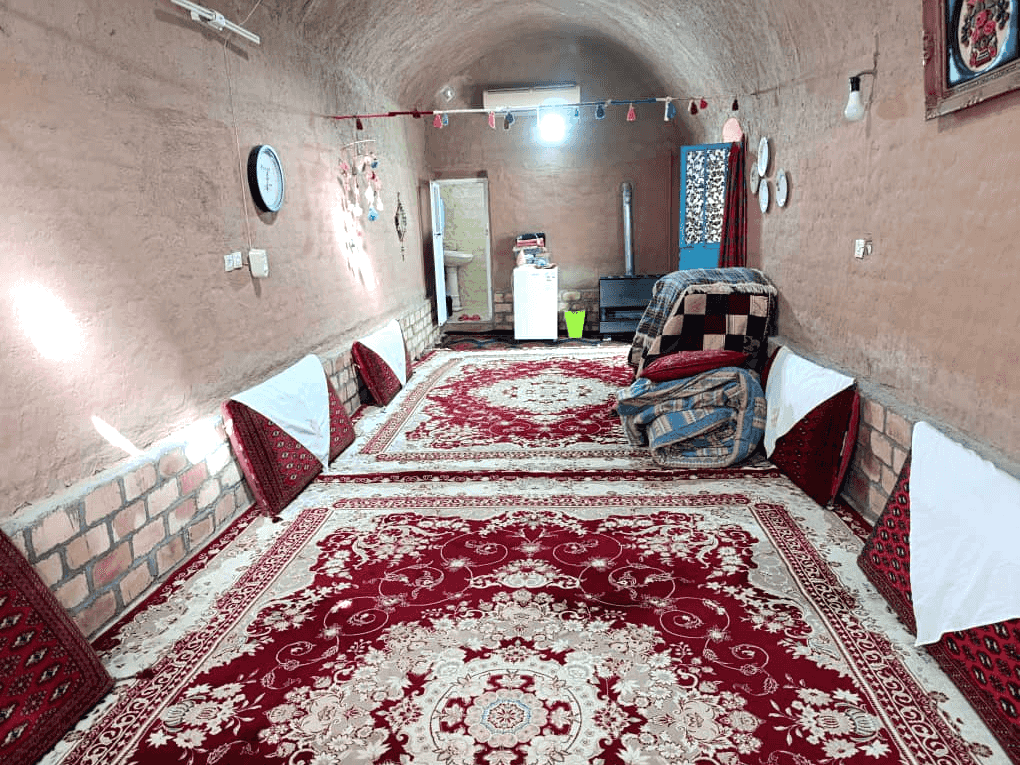 اجاره اتاق سنتی در روستا فروان آرادان - کفشدوزک 