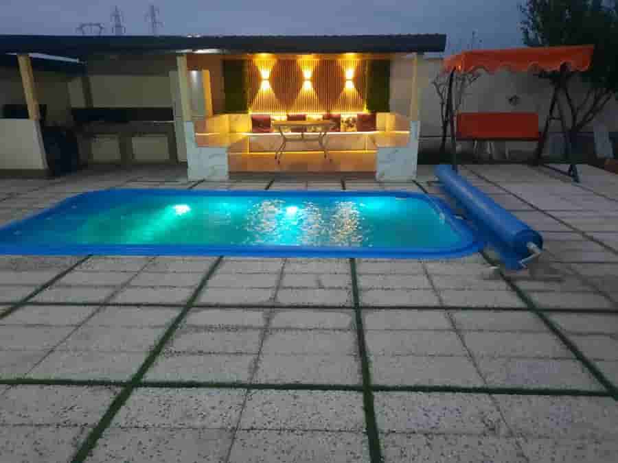 کلبه سوئدی با استخر روباز آبگرم در بهشهر 