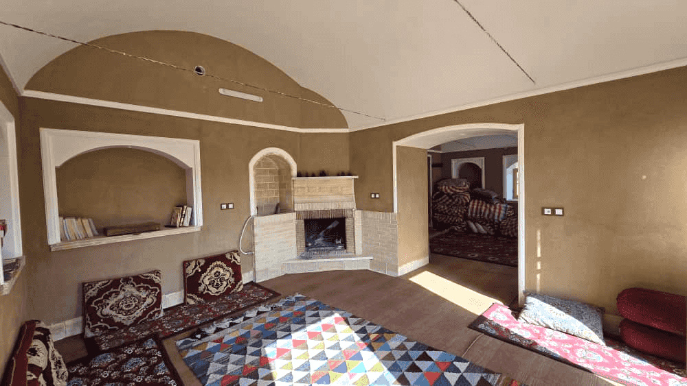 عمارت بومگردی در عقدا یزد - حاجی بانو