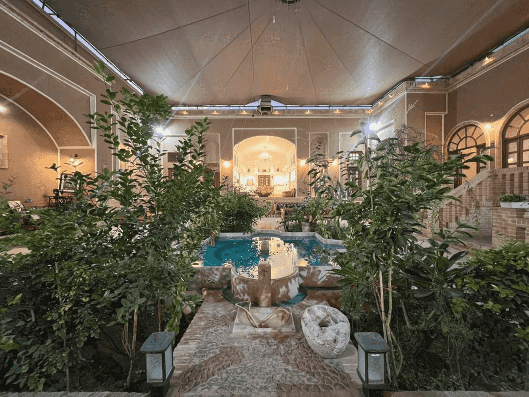 اجاره اتاق سه تخته در خیابان فهادان یزد - 108