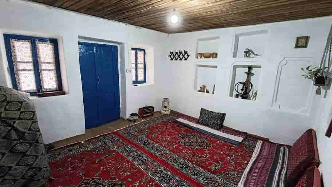 اقامتگاه سنتی در روستای آهندان لاهیجان - مادربزرگ