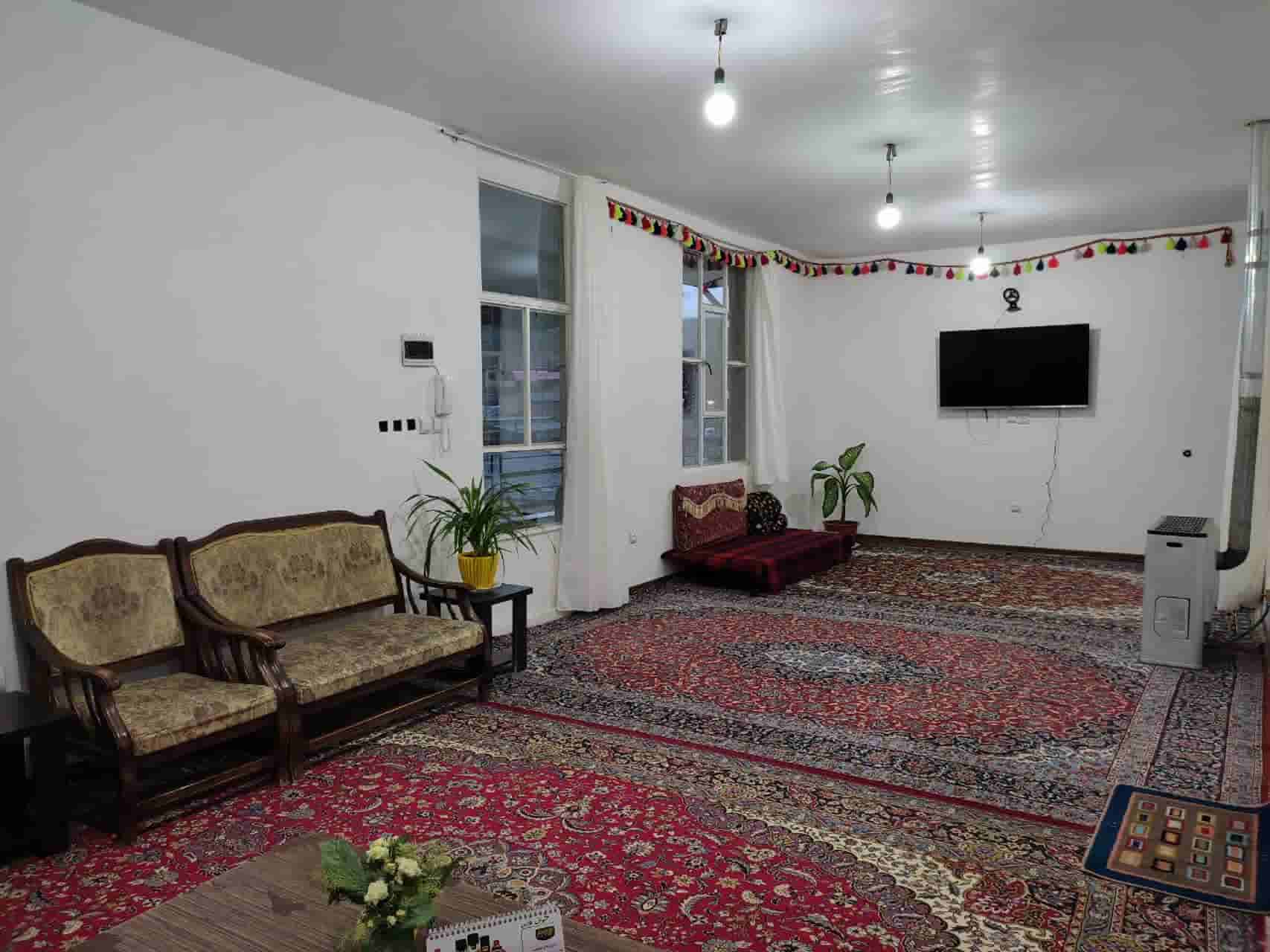 منزل ویلایی در روستای محمدآباد چلگرد - طبقه۱