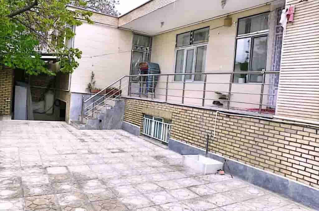 عکس منزل ویلایی تکخواب در سمیرم