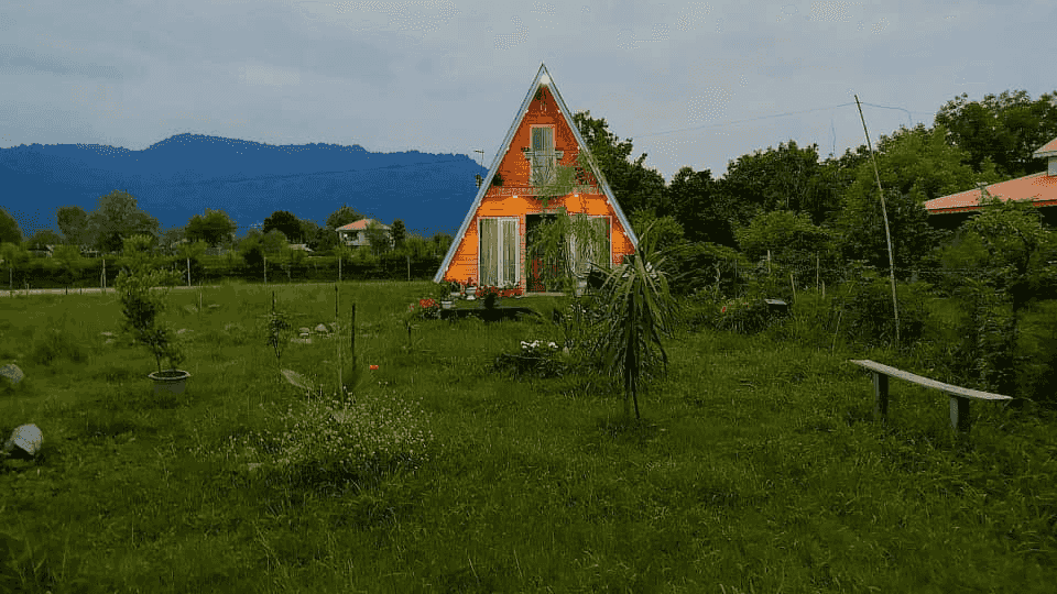 کلبه سوئیسی دوبلکس جنگلی در روستای مهدی‌خان‌محله - ماسال