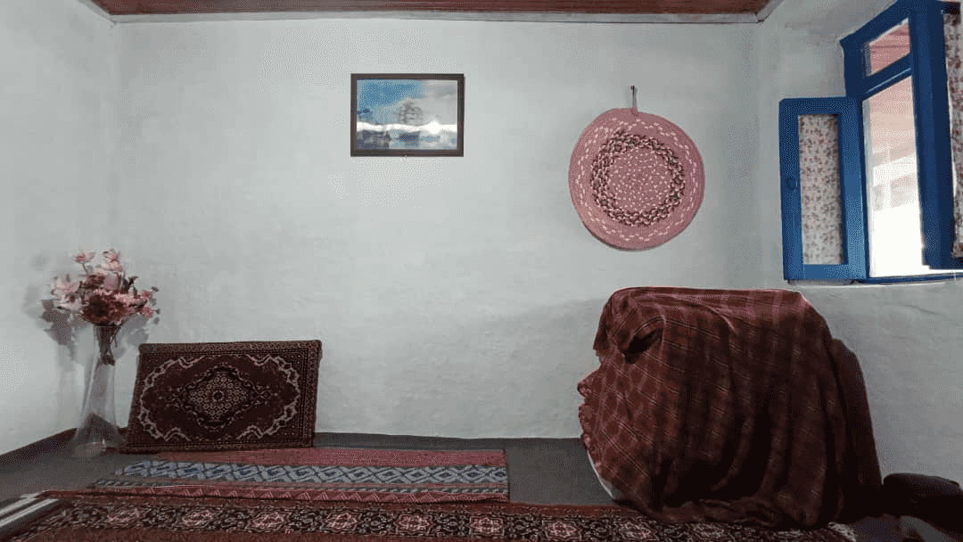 اجاره اتاق سنتی در روستای آهندان لاهیجان - رعنا