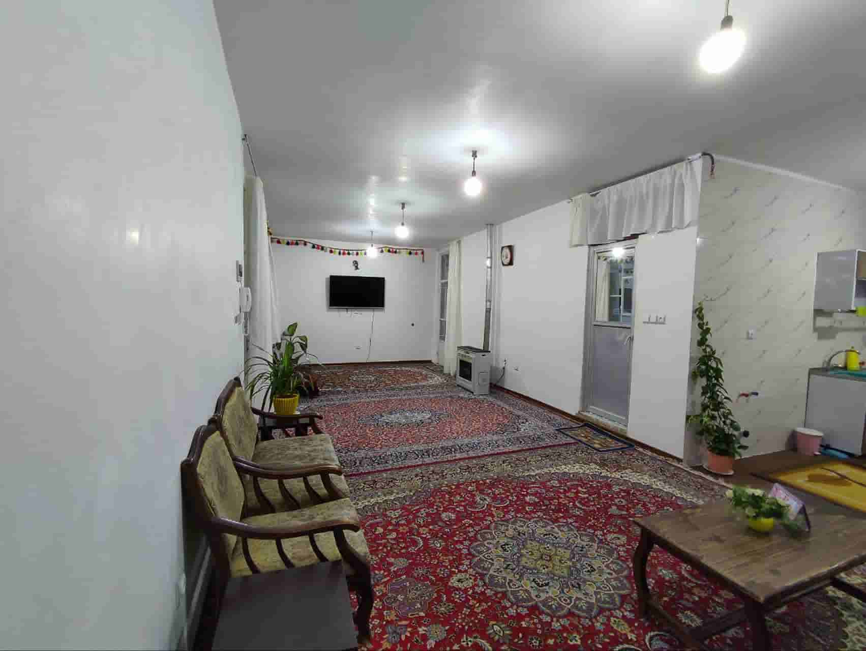 منزل ویلایی در روستای محمدآباد چلگرد - طبقه۱