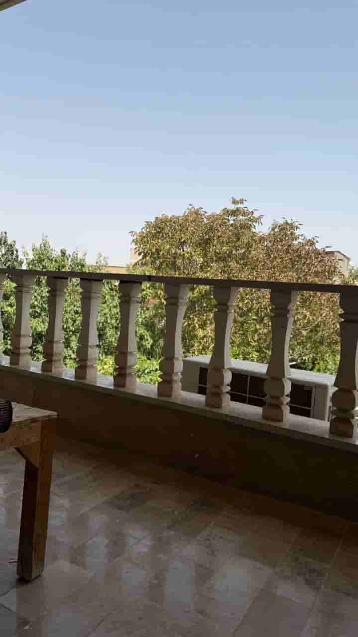 آپارتمان مبله دوخواب در پشت باغ فین کاشان 