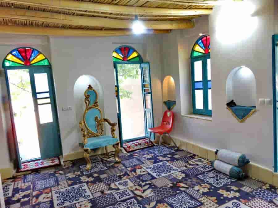 اقامتگاه بومگردی در برزک کاشان - گردو
