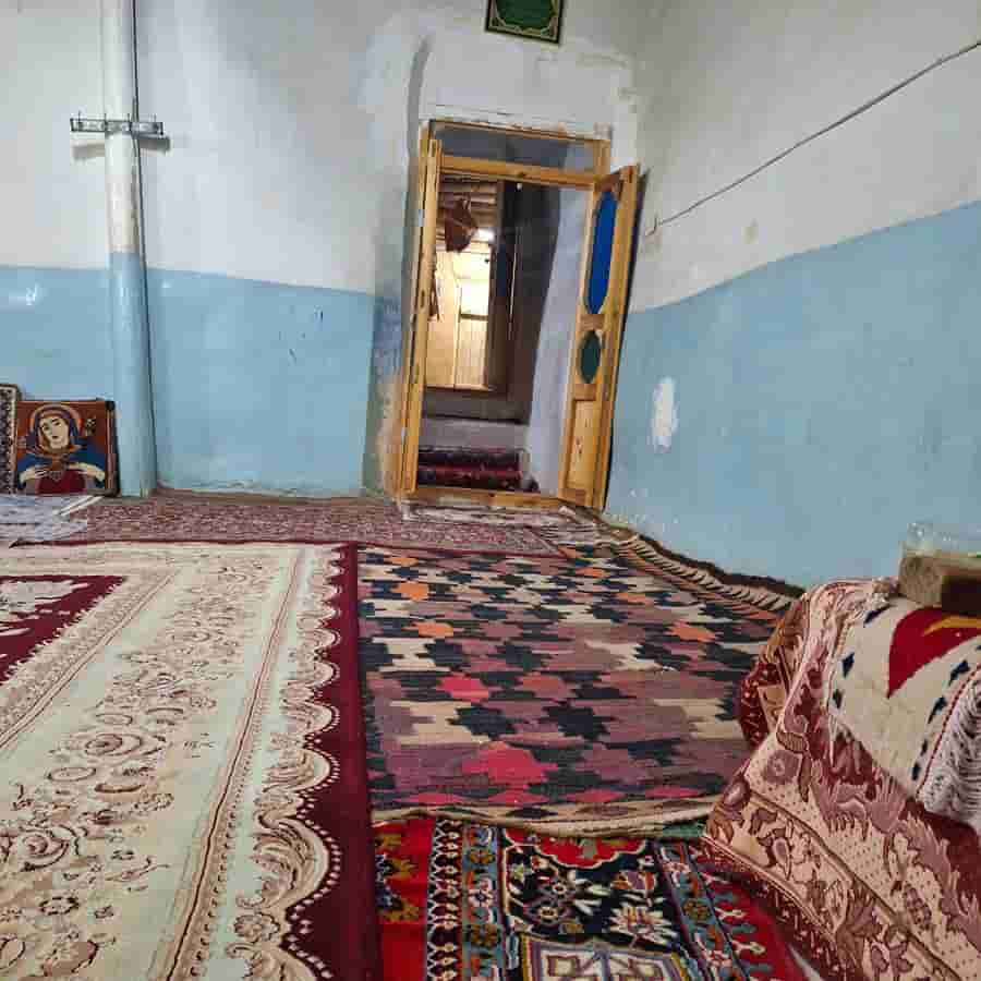 اجاره خانه روستایی سنتی در تکاب آذربایجان غربی  
