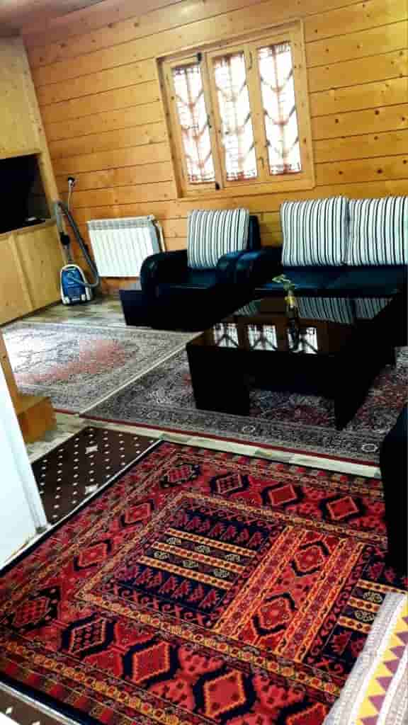 کلبه چوبی جنگلی در جاده ییلاقات شاندرمن - طالب دره 