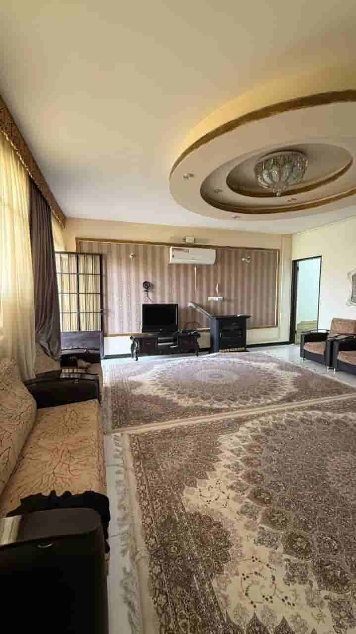 آپارتمان مبله دوخواب در پشت باغ فین کاشان 