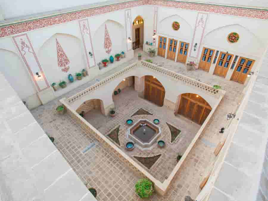 بوتیک هتل سنتی در کاشان - گلبام
