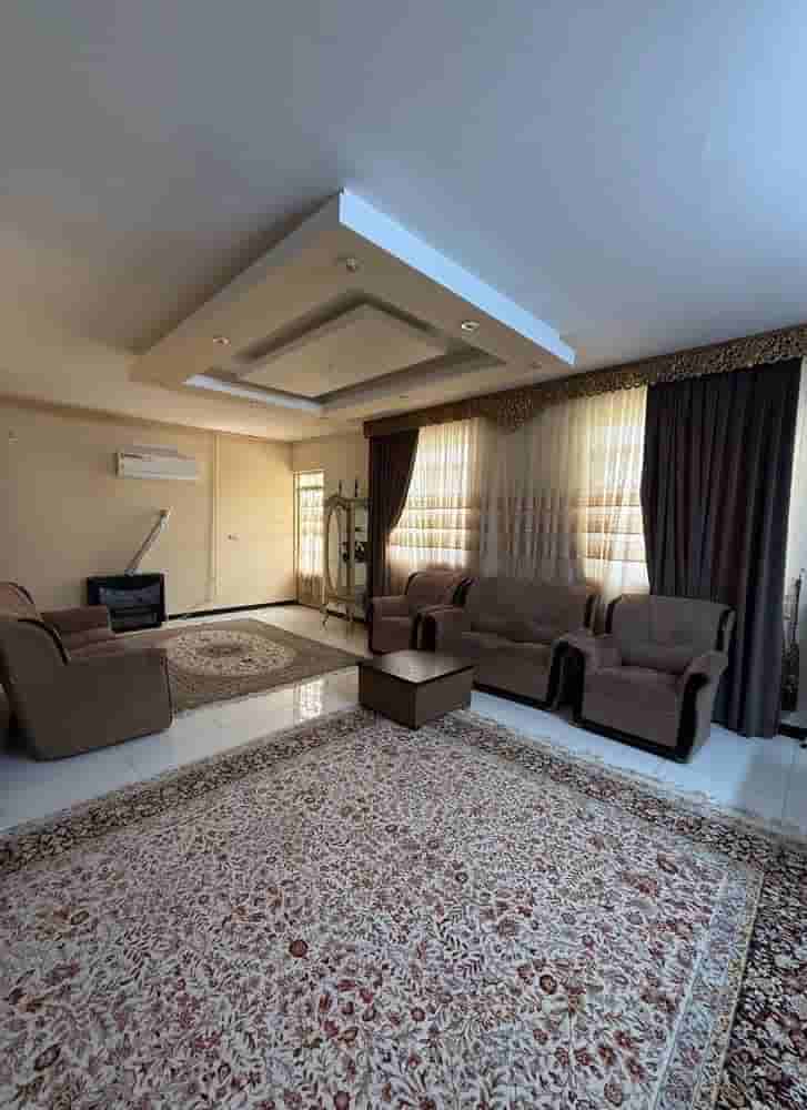 آپارتمان مبله تکخواب در پشت باغ فین کاشان - 1