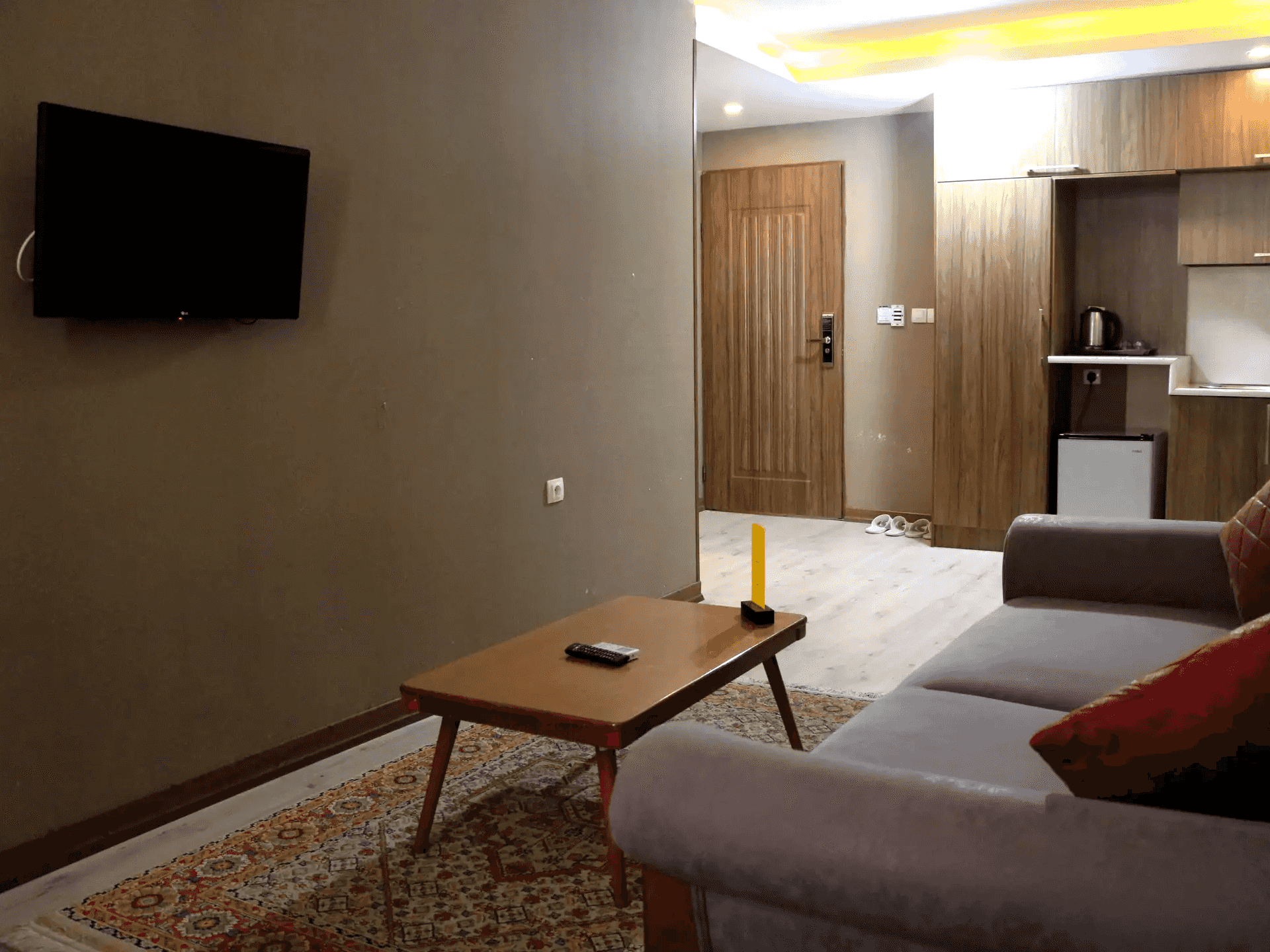 اجاره هتل تکخواب در زند شیراز