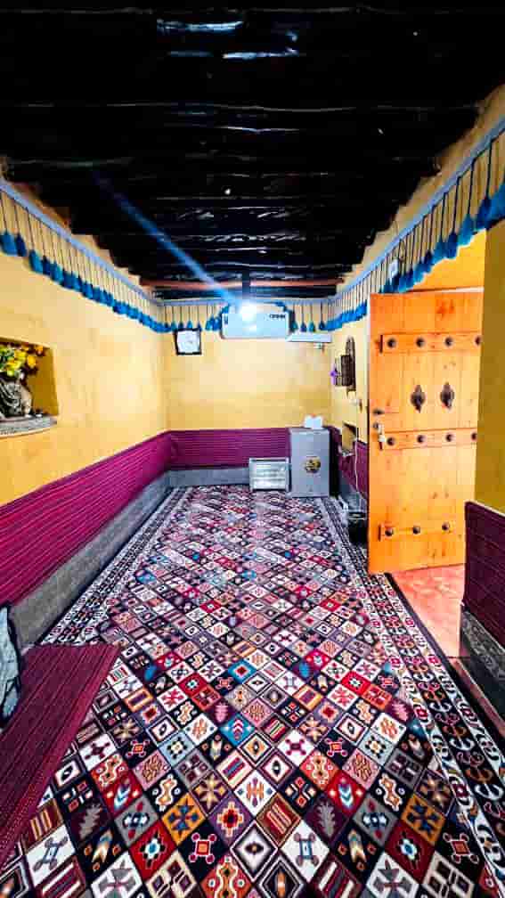 اجاره اتاق سنتی نزدیک ساحل در سیراف- اتاق سیراف
