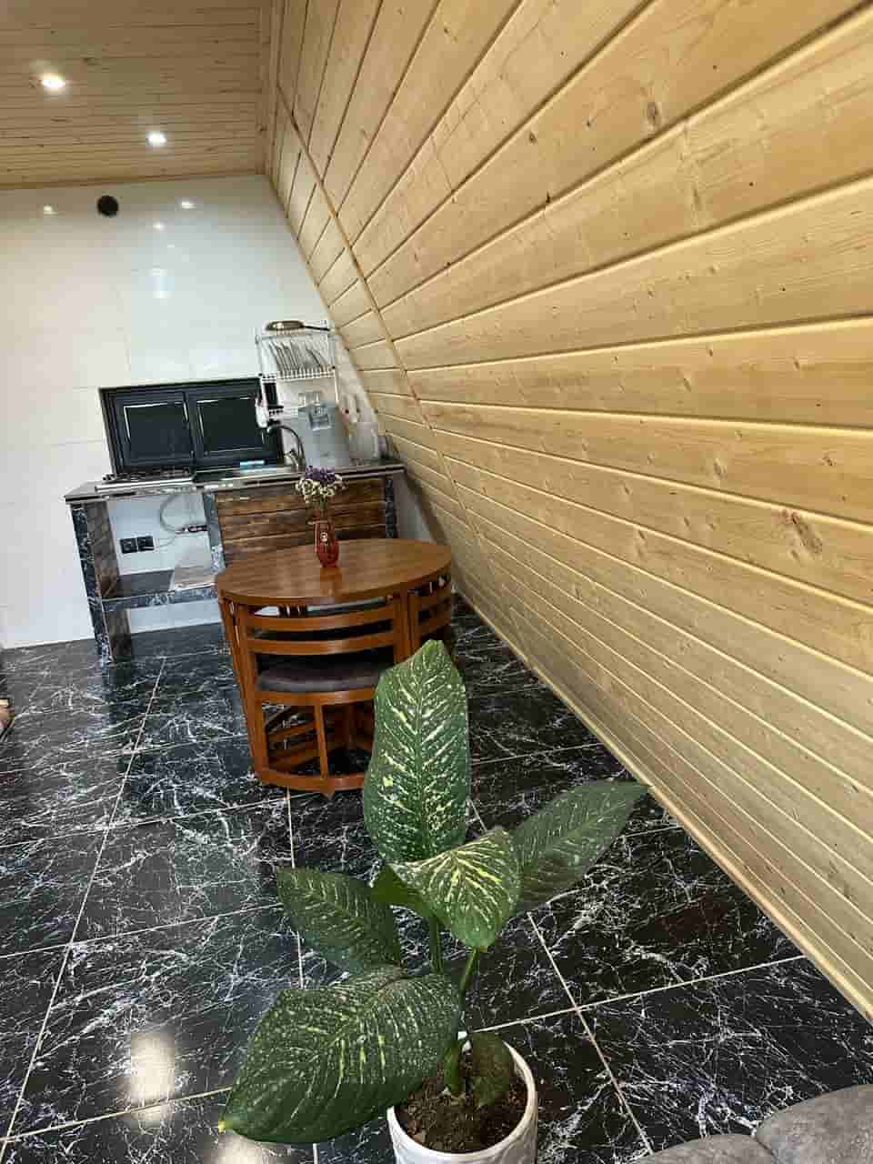 کلبه سوئیسی دوبلکس جکوزی دار در اربه کله رامسر