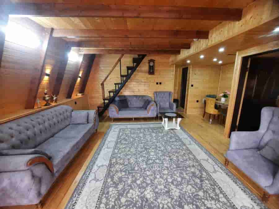 کلبه سوئدی با استخر روباز آبگرم در بهشهر 