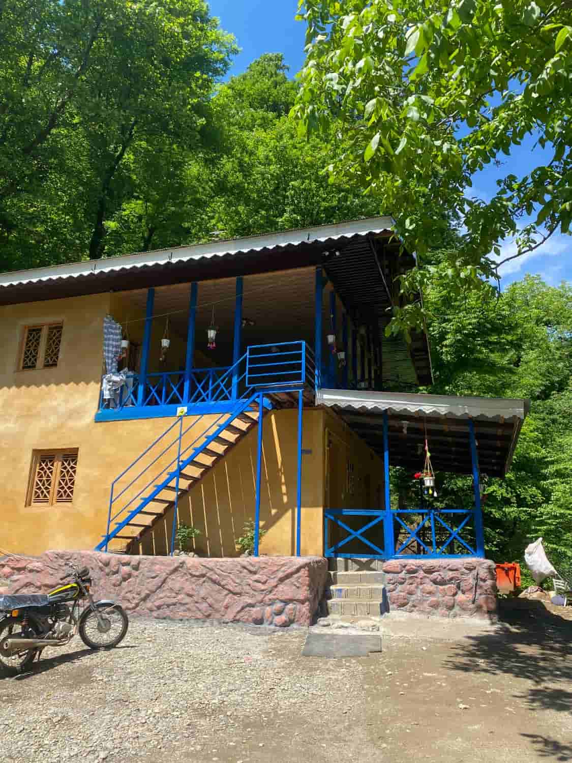 اقامتگاه بومگردی جنگلی در روستای سخیبن - همکف 