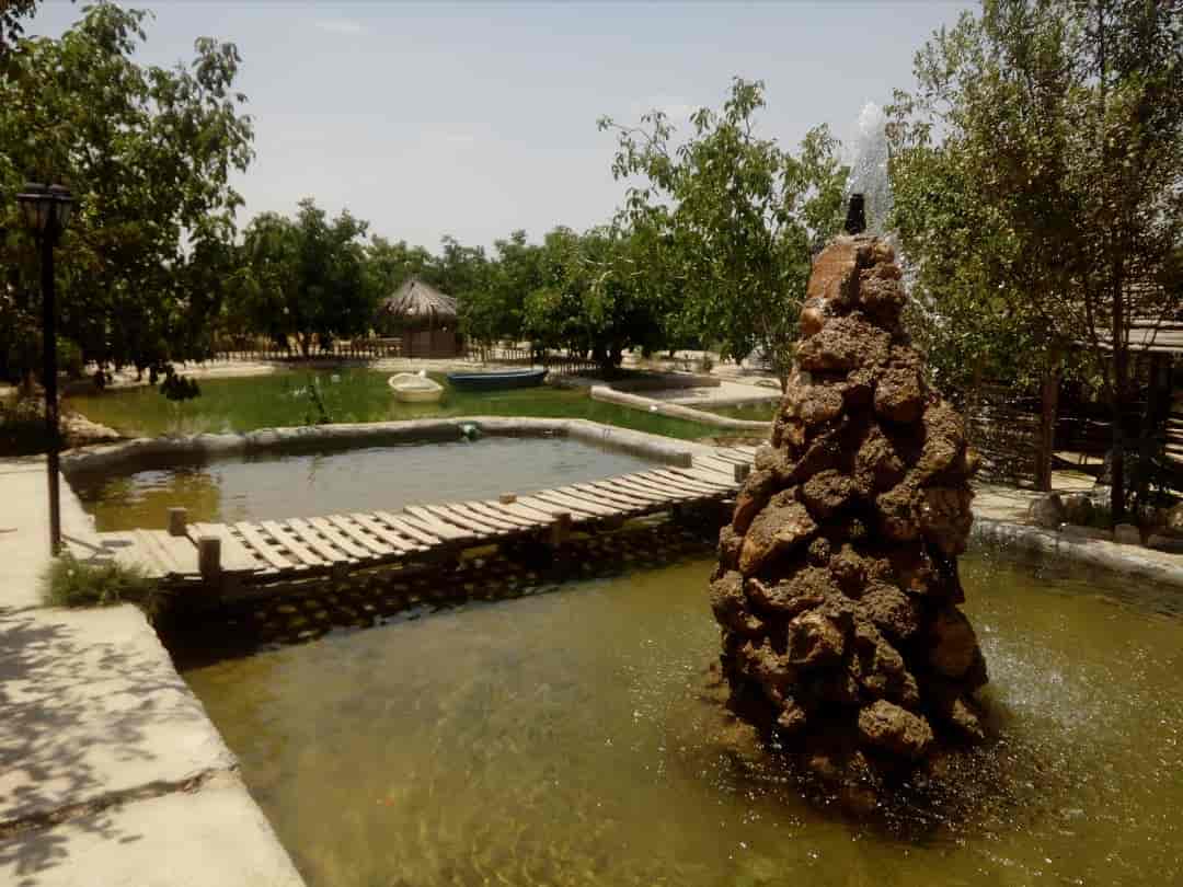 اجاره اتاق سنتی در باغ خوشمکان سپیدان - صباتی