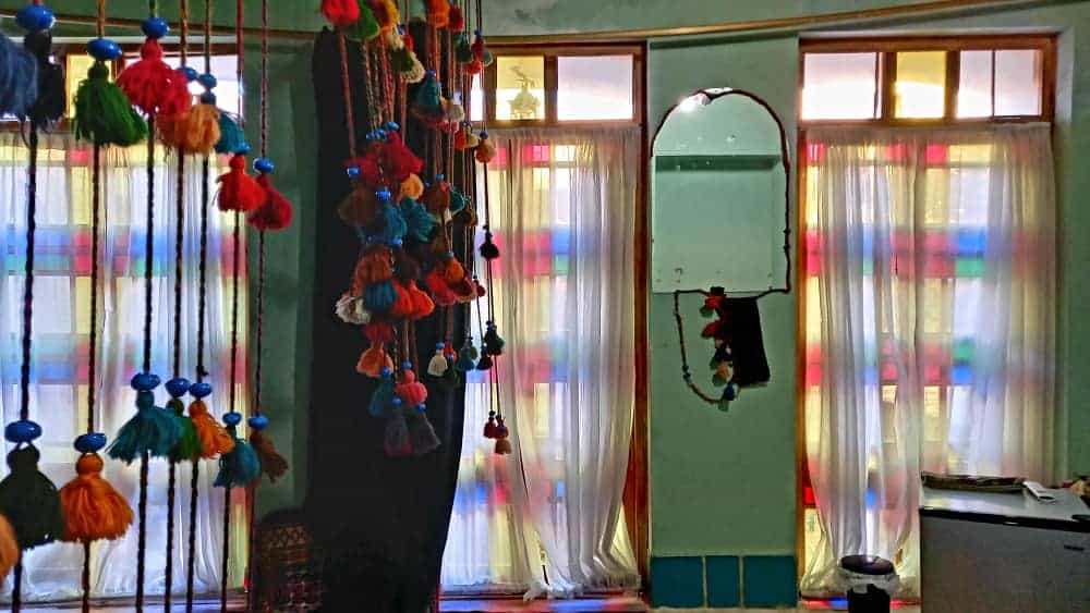 اجاره بومگردی سنتی سه تخته مستردار در شیراز - چپرخونه