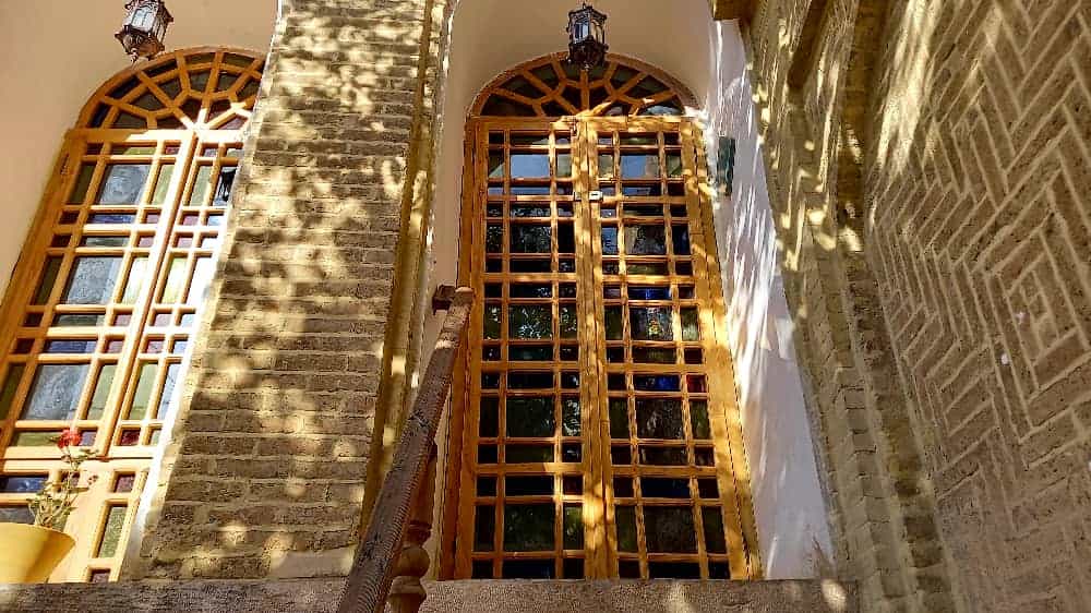 اجاره اتاق سنتی یک تخته غیر مستر در شیراز - سنگ سیاه