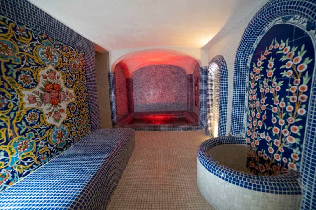 اجاره اتاق سنتی یک تخته غیر مستر در شیراز - سنگ سیاه