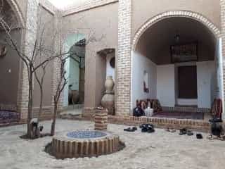 اجاره بومگردی سنتی در مزار بجستان