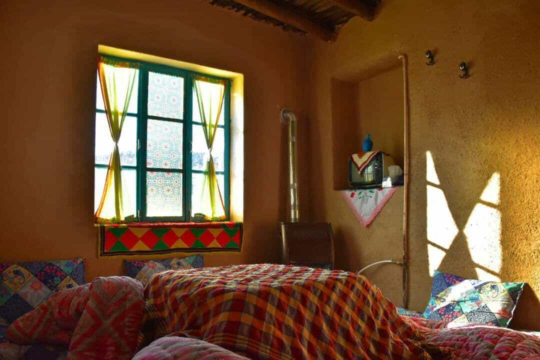 اجاره اتاق سنتی در روستا نقندر طرقبه - اتاق گلابتون