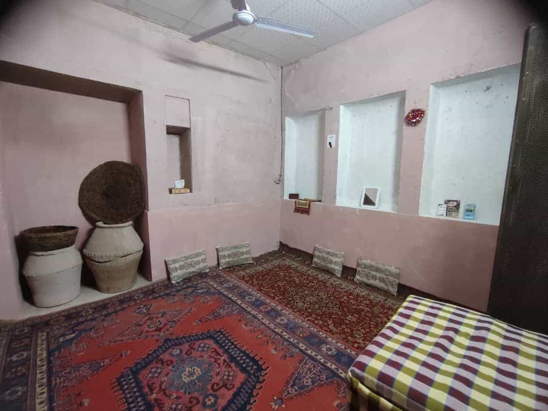 اجاره اتاق بومگردی در حسن حافظ گلپایگان - اتاق 4 سایه نشین