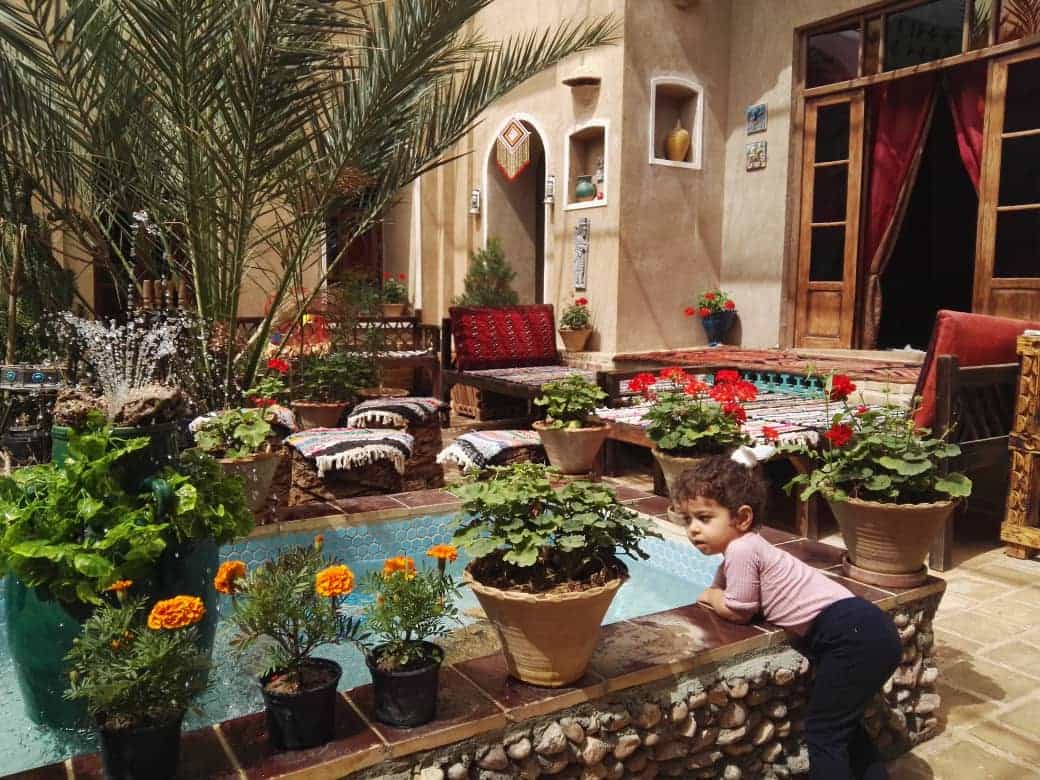 اجاره بومگردی سنتی در خور 