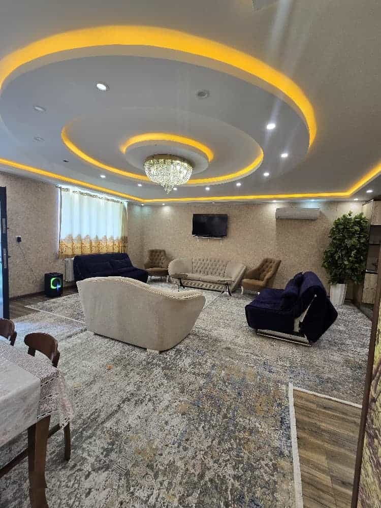 اجاره باغ با استخرسر پوشیده آبگرم در پردیس صدرا