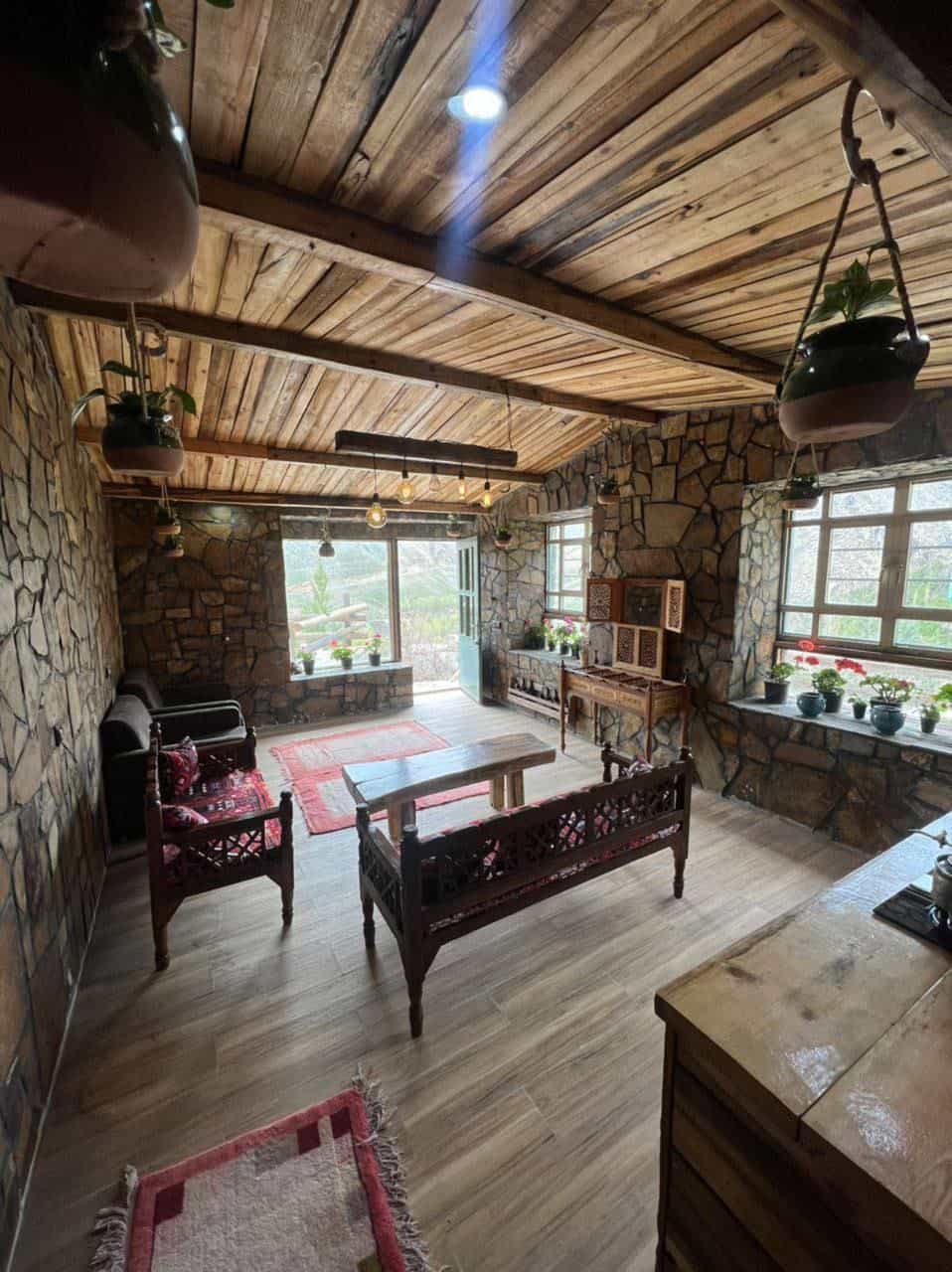 اجاره کلبه چوبی کوهستانی در گنج نامه همدان - کد 2