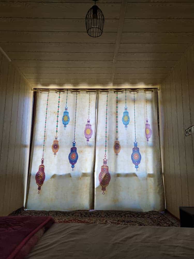اجاره اقامتگاه بوم گردی خان زنیان - اتاق52 تخت دونفره