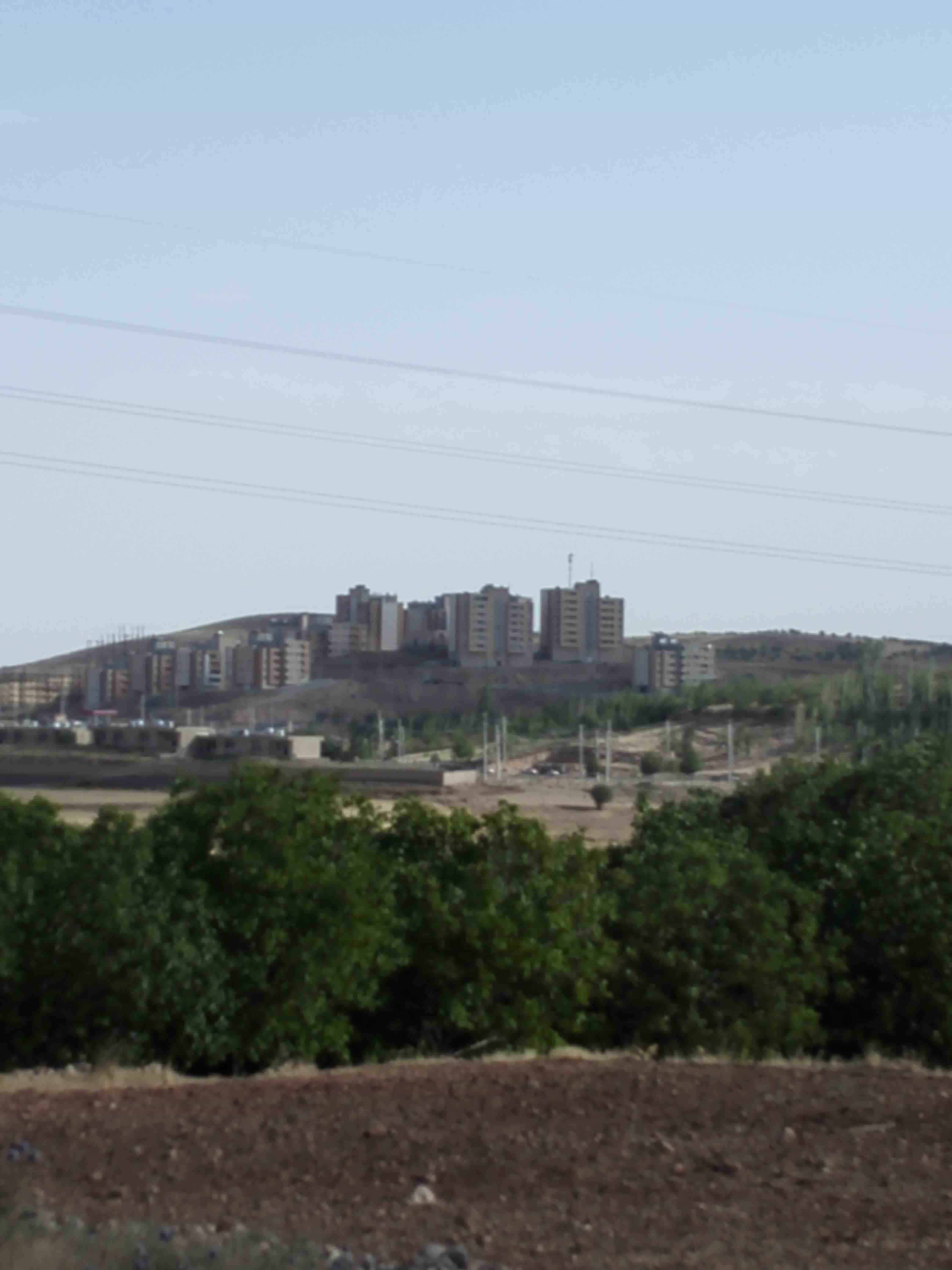 اجاره  آپارتمان مبله دو خوابه  در بلوار امام حسین سپیدان-طبقه ششم