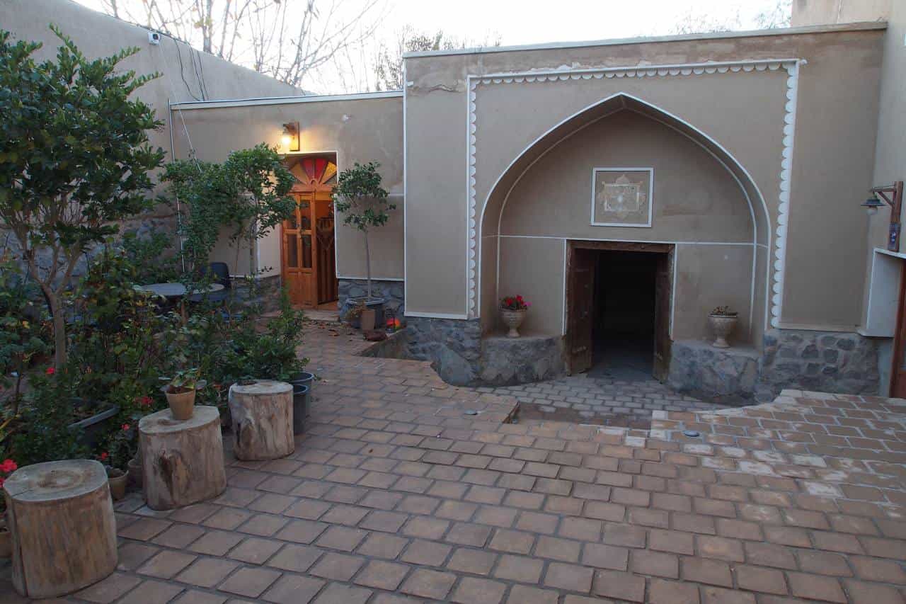 اجاره بومگردی سنتی در نطنز اصفهان - خاله جون