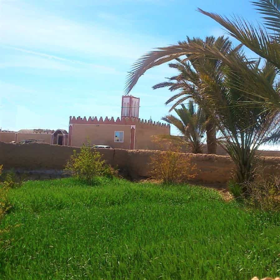 اجاره اتاق سنتی در نهررود خوربیابانک-12 متری