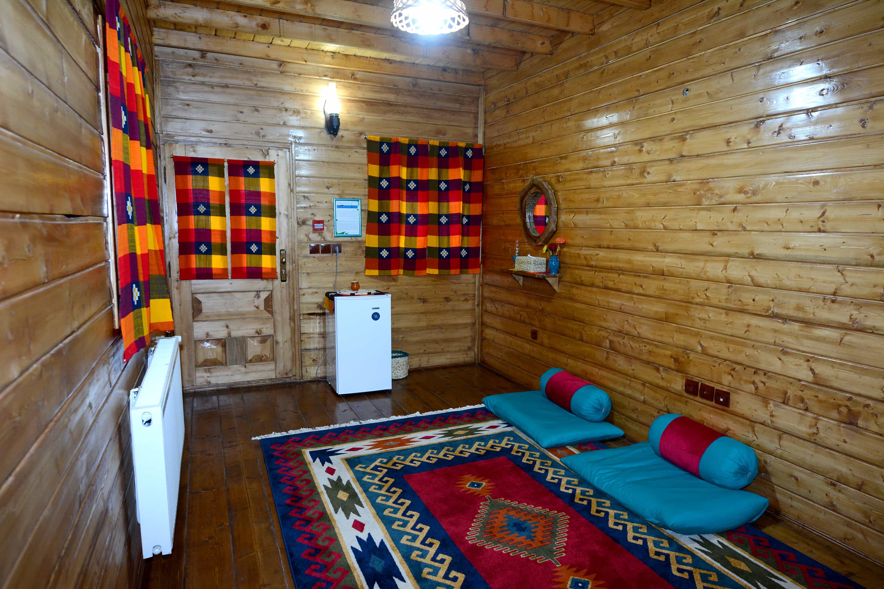 اجاره کلبه چوبی بومگردی در ملاسرا شفت