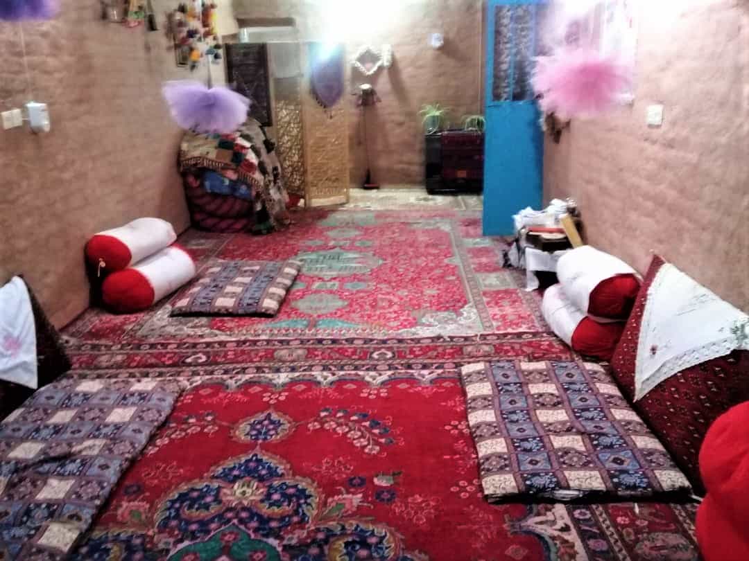 اجاره اتاق سنتی در فروان سمنان