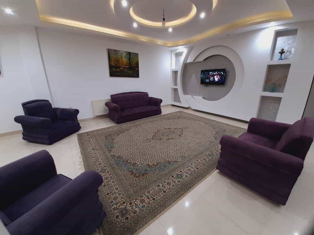 اجاره ویلا با استخر سرپوشیده آبگرم بازارگیلار بندر انزلی