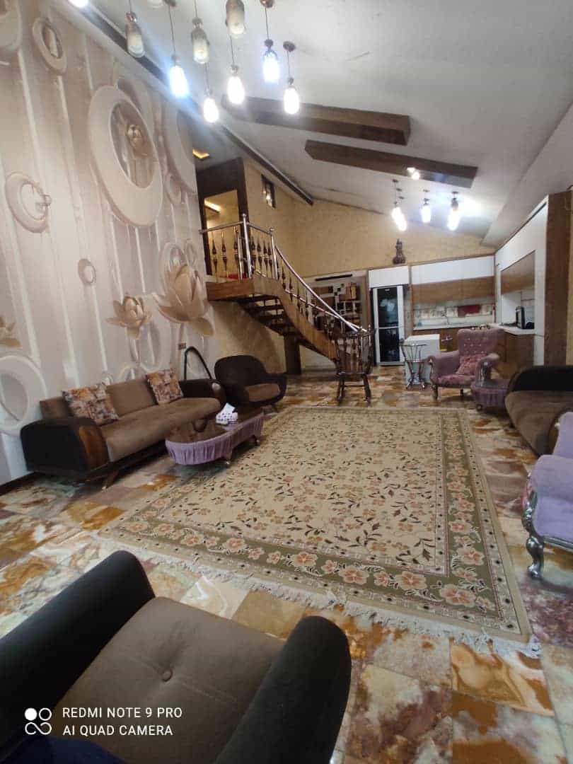 اجاره ویلا با استخر سرپوشیده آبگرم در باغ بهادران